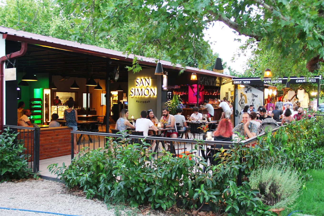 San Simon Pizza - popular pizza restaurant in Cirali